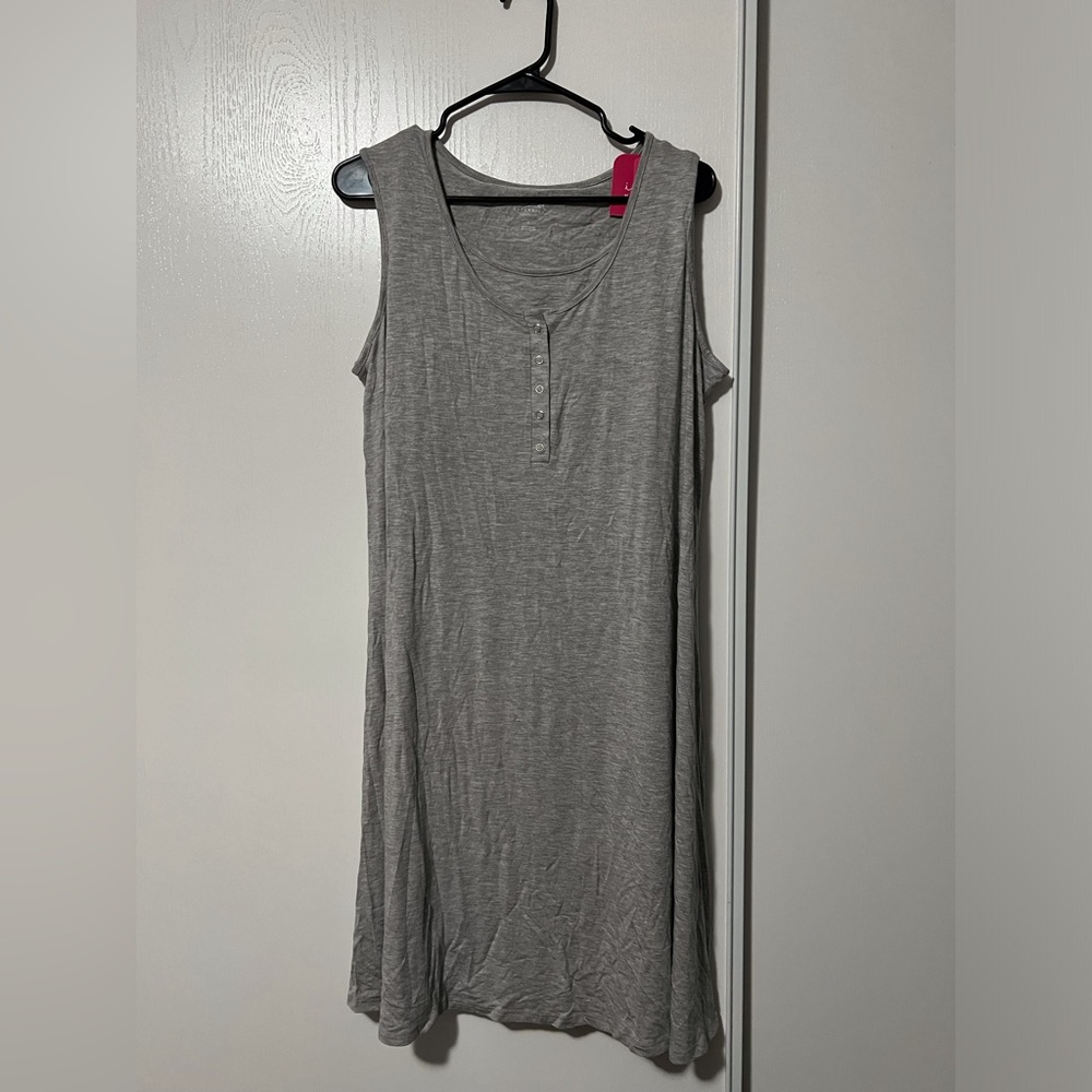 Women’s maternity dress